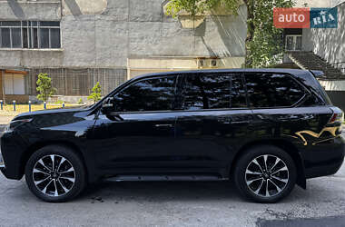 Внедорожник / Кроссовер Lexus LX 2021 в 