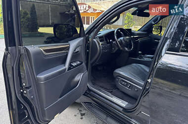 Внедорожник / Кроссовер Lexus LX 2021 в 