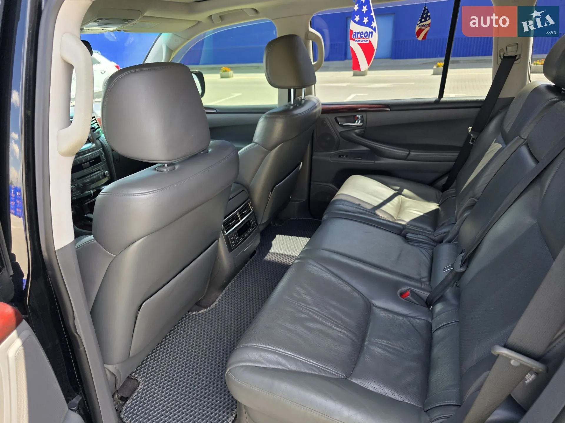 2010 Lexus LX - мініатюра 12