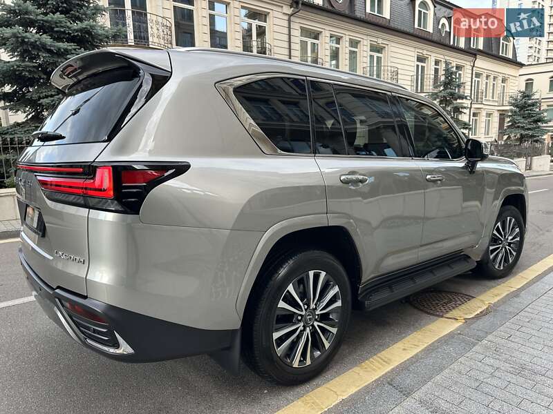 Внедорожник / Кроссовер Lexus LX 2022 в Киеве