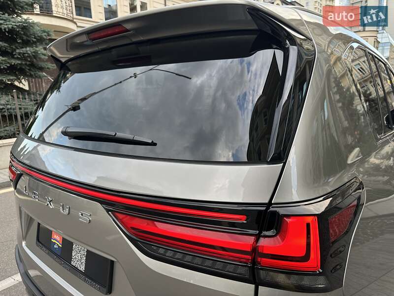 Внедорожник / Кроссовер Lexus LX 2022 в Киеве