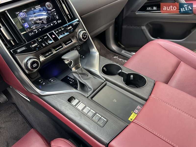 Внедорожник / Кроссовер Lexus LX 2022 в Киеве