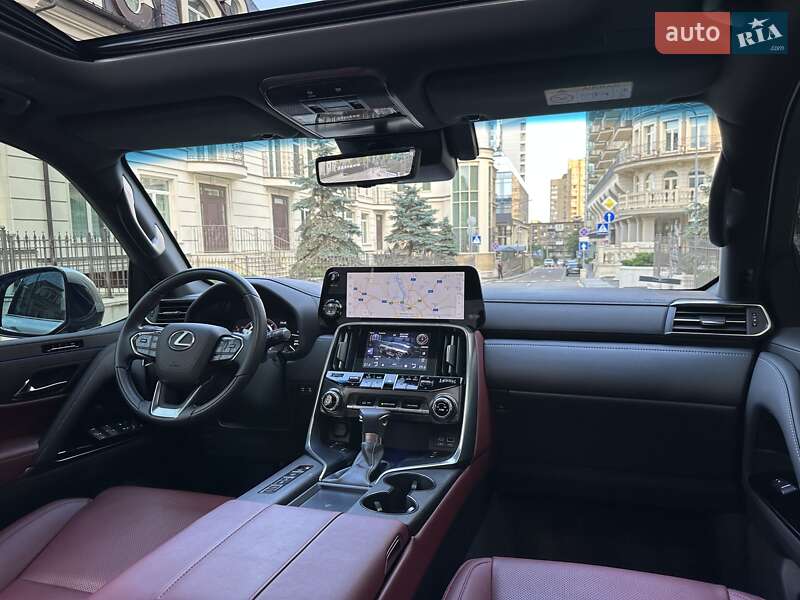 Внедорожник / Кроссовер Lexus LX 2022 в Киеве