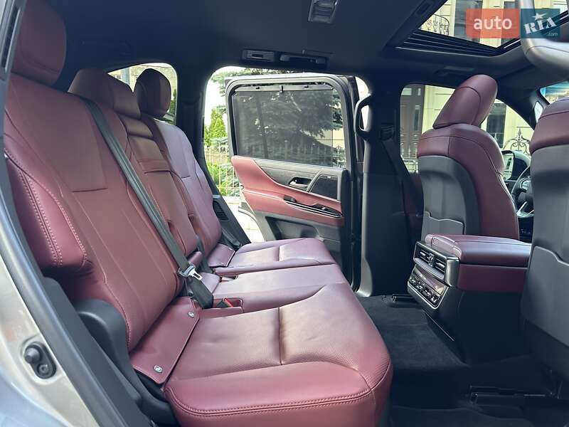 Внедорожник / Кроссовер Lexus LX 2022 в Киеве
