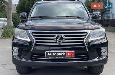 Позашляховик / Кросовер Lexus LX 2012 в 