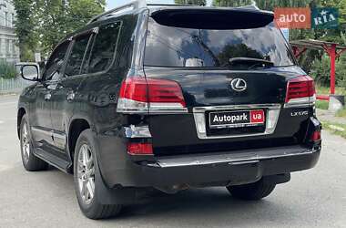 Позашляховик / Кросовер Lexus LX 2012 в 