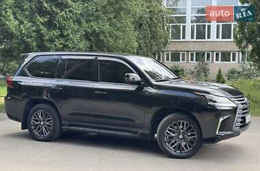 Внедорожник / Кроссовер Lexus LX 2016 в 
