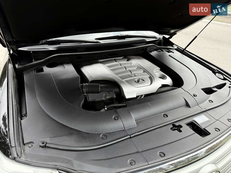 Внедорожник / Кроссовер Lexus LX 2012 в Киеве