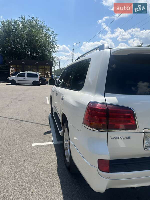 Позашляховик / Кросовер Lexus LX 2008 в Дніпрі