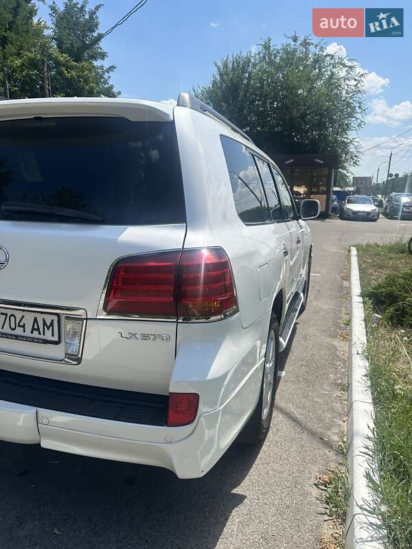 Позашляховик / Кросовер Lexus LX 2008 в Дніпрі