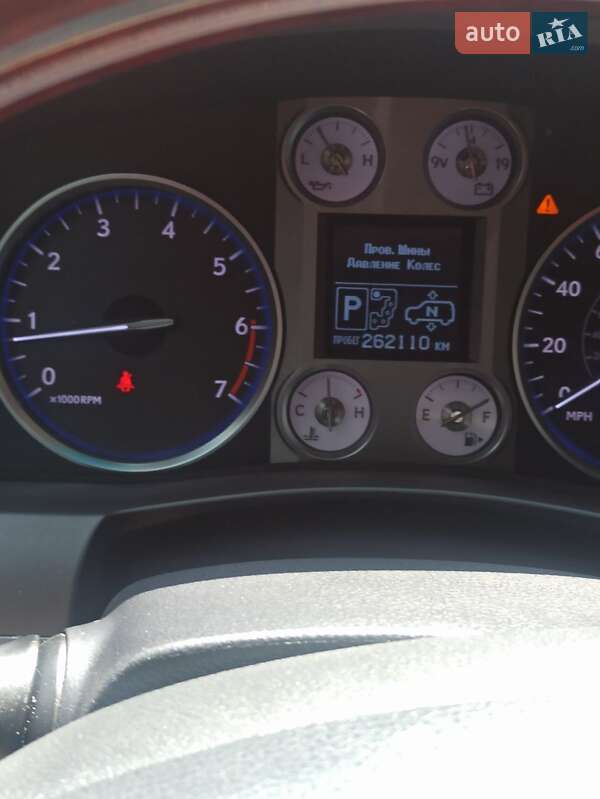 Позашляховик / Кросовер Lexus LX 2008 в Дніпрі