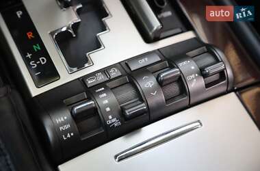 Внедорожник / Кроссовер Lexus LX 2012 в 