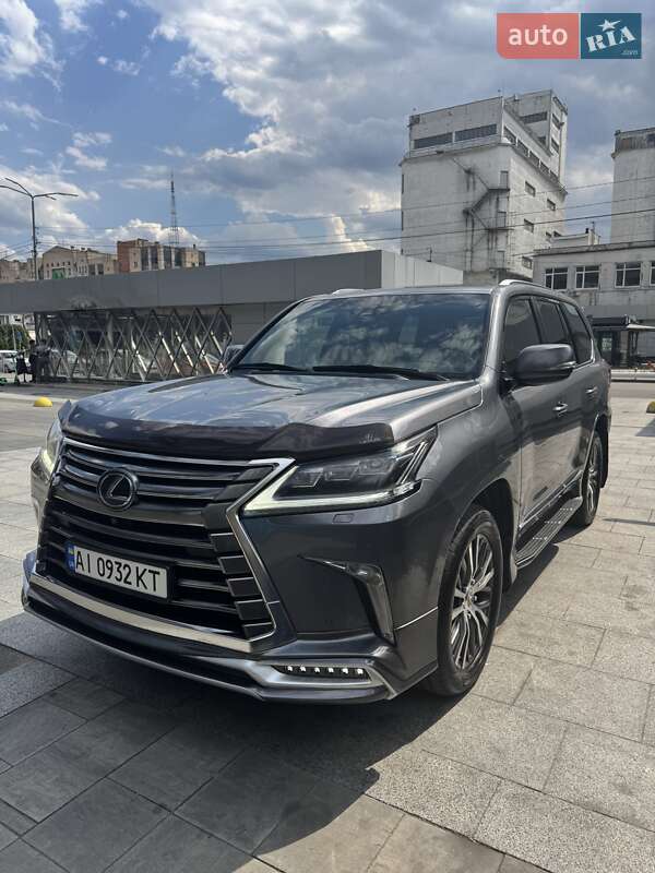 Lexus LX 2017