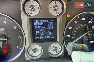 Внедорожник / Кроссовер Lexus LX 2008 в 