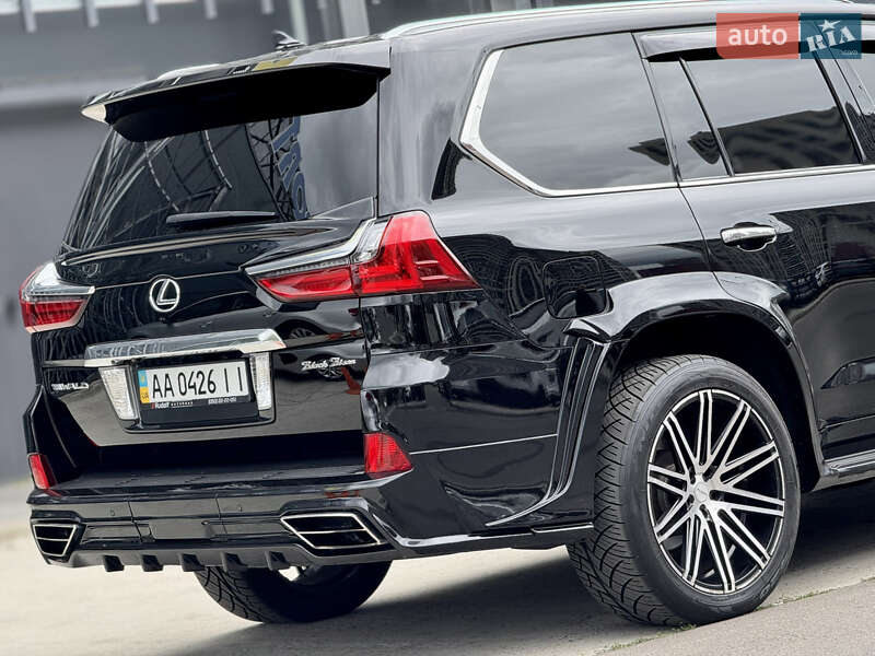 Позашляховик / Кросовер Lexus LX 2016 в Києві