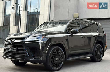 Внедорожник / Кроссовер Lexus LX 2022 в 