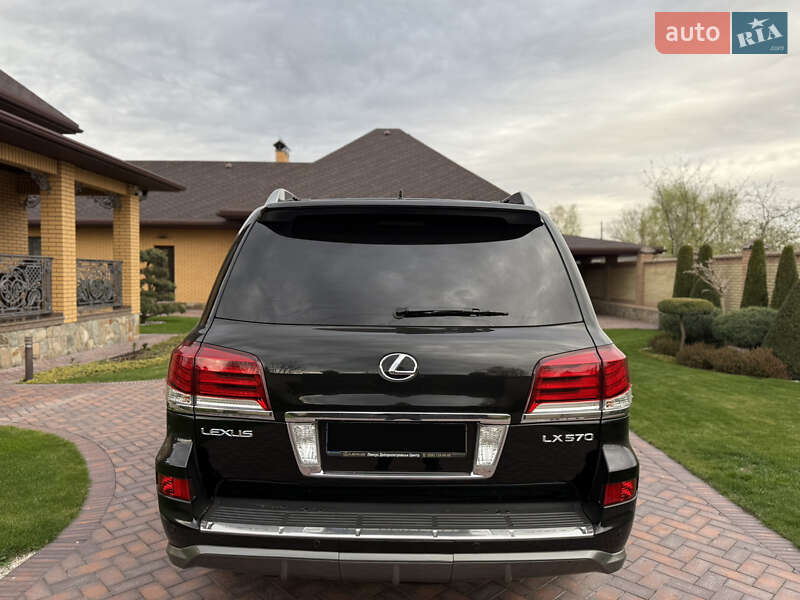 Внедорожник / Кроссовер Lexus LX 2014 в Сарнах