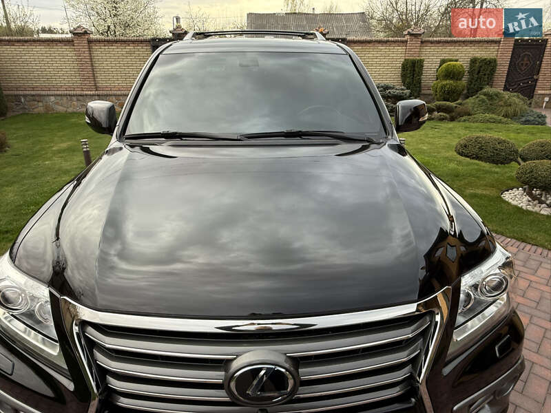 Внедорожник / Кроссовер Lexus LX 2014 в Сарнах