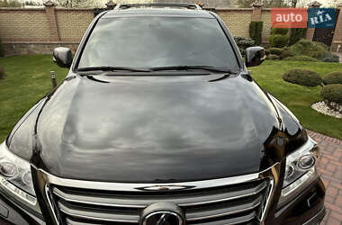 Внедорожник / Кроссовер Lexus LX 2014 в 