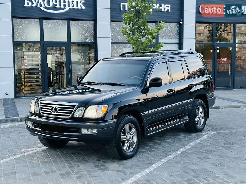 Lexus LX 2006