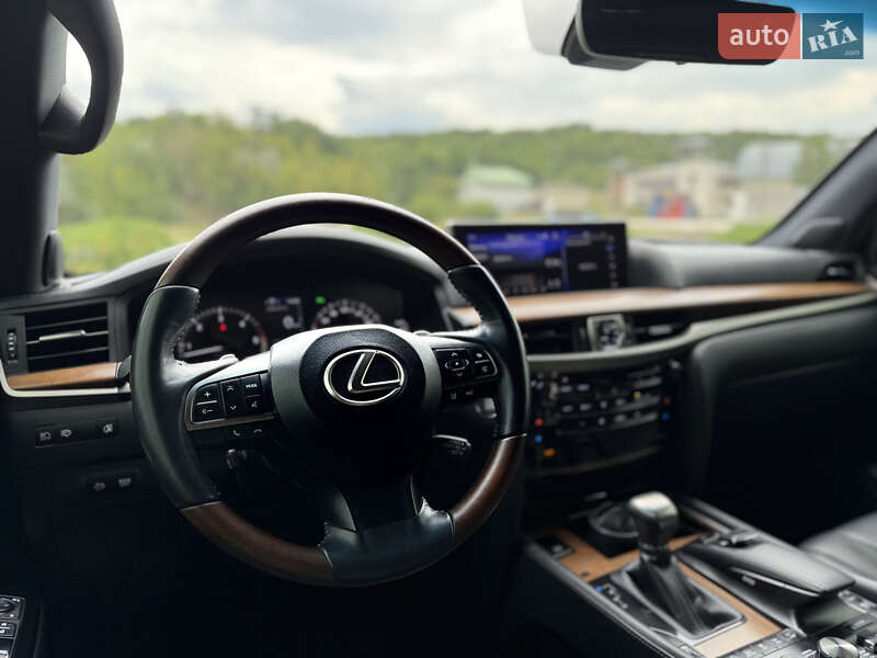 Внедорожник / Кроссовер Lexus LX 2019 в Днепре