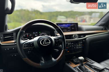 Внедорожник / Кроссовер Lexus LX 2019 в 