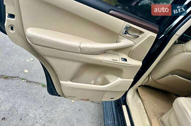 Внедорожник / Кроссовер Lexus LX 2010 в 