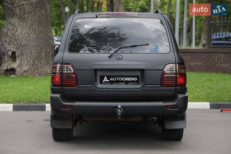 Внедорожник / Кроссовер Lexus LX 2000 в Харькове