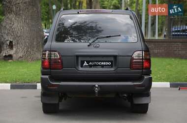 Внедорожник / Кроссовер Lexus LX 2000 в 