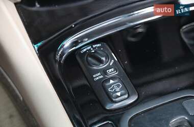 Внедорожник / Кроссовер Lexus LX 2000 в 
