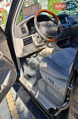 Позашляховик / Кросовер Lexus LX 2007 в 