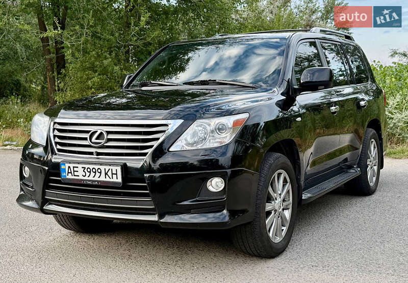 Внедорожник / Кроссовер Lexus LX 2010 в Днепре