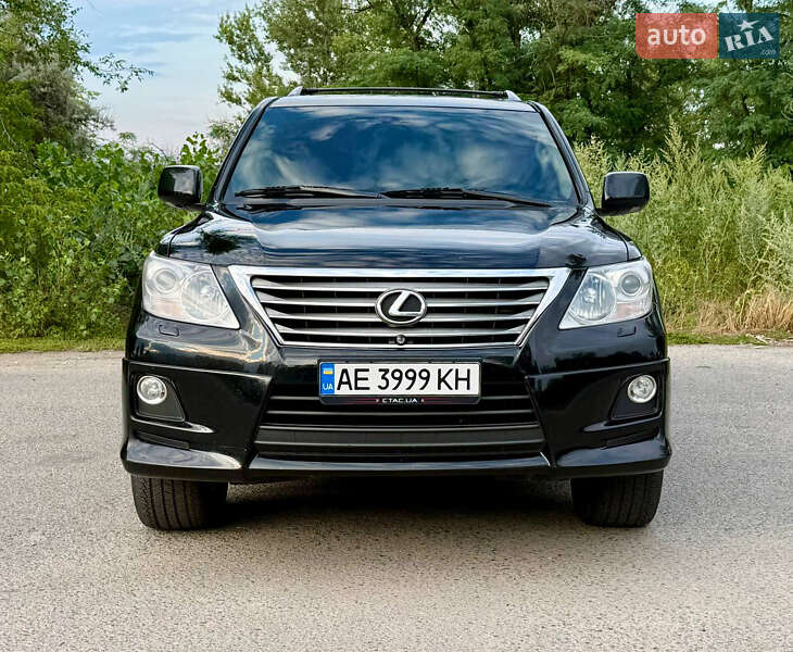 Внедорожник / Кроссовер Lexus LX 2010 в Днепре