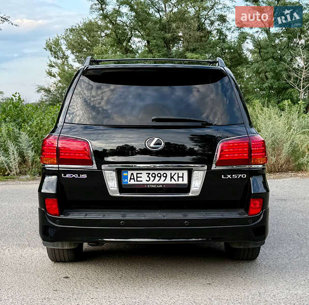 Внедорожник / Кроссовер Lexus LX 2010 в Днепре