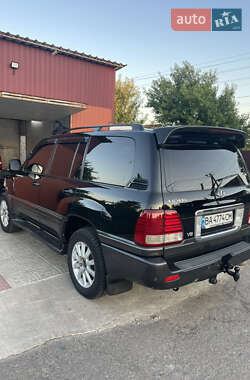Внедорожник / Кроссовер Lexus LX 2006 в 