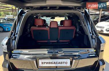 Внедорожник / Кроссовер Lexus LX 2021 в 