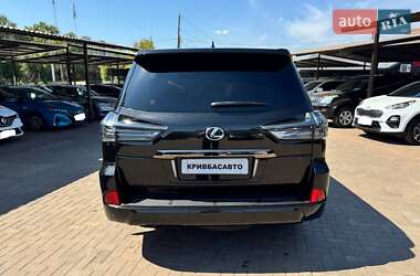 Внедорожник / Кроссовер Lexus LX 2021 в 