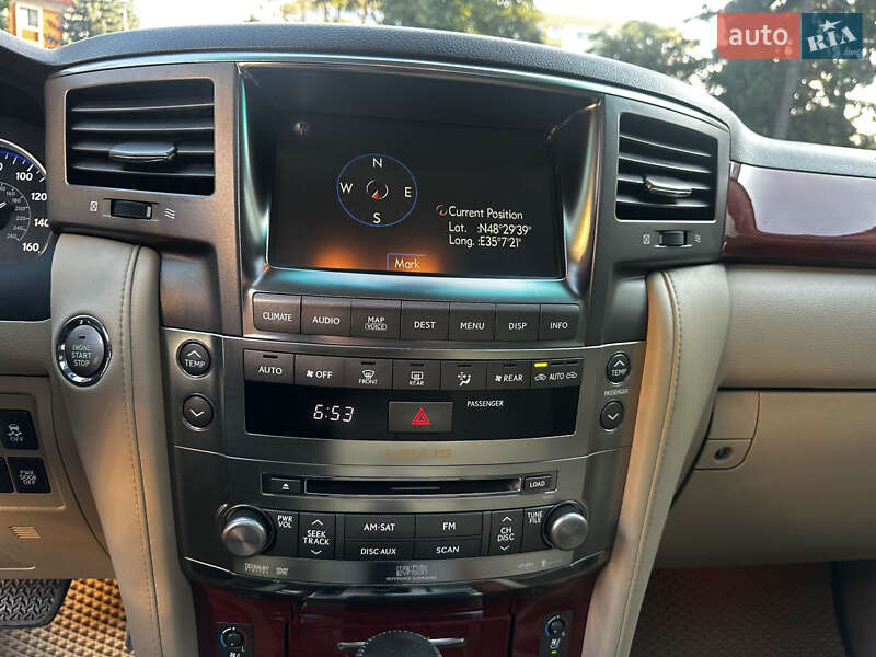 Внедорожник / Кроссовер Lexus LX 2008 в Ровно