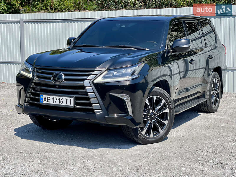 Внедорожник / Кроссовер Lexus LX 2017 в Каменском