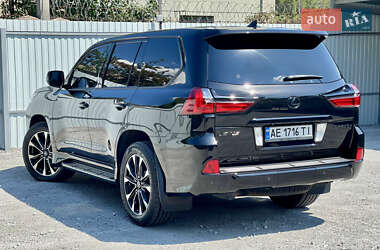 Внедорожник / Кроссовер Lexus LX 2017 в 