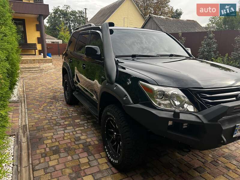 Позашляховик / Кросовер Lexus LX 2008 в Харкові