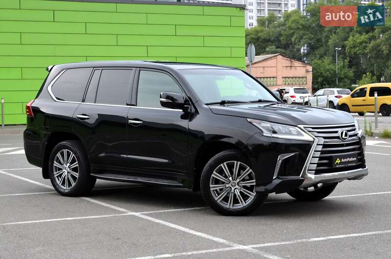 Внедорожник / Кроссовер Lexus LX 2016 в Киеве