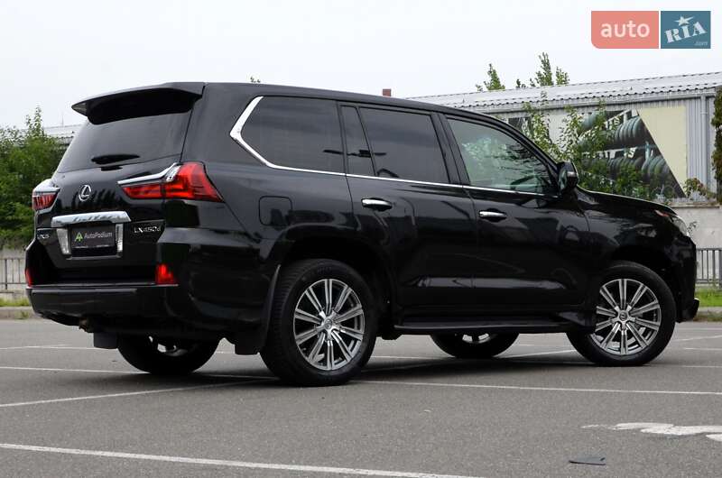 Внедорожник / Кроссовер Lexus LX 2016 в Киеве