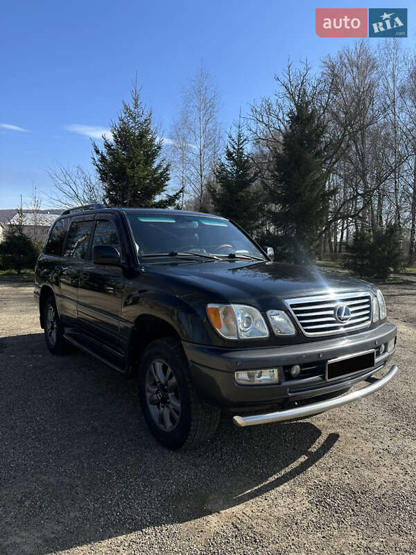 Внедорожник / Кроссовер Lexus LX 2007 в Черновцах