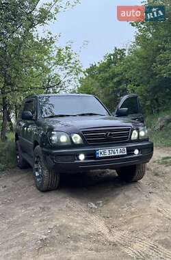Внедорожник / Кроссовер Lexus LX 2005 в 