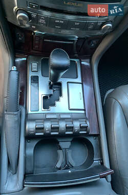 Внедорожник / Кроссовер Lexus LX 2010 в 