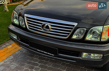 Внедорожник / Кроссовер Lexus LX 2006 в 