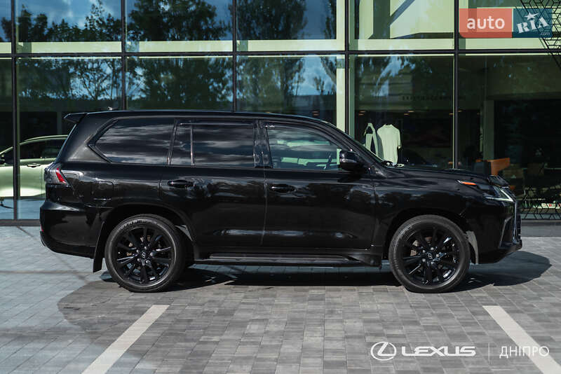 Внедорожник / Кроссовер Lexus LX 2019 в Днепре