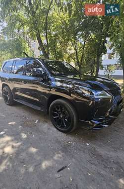 Внедорожник / Кроссовер Lexus LX 2016 в 
