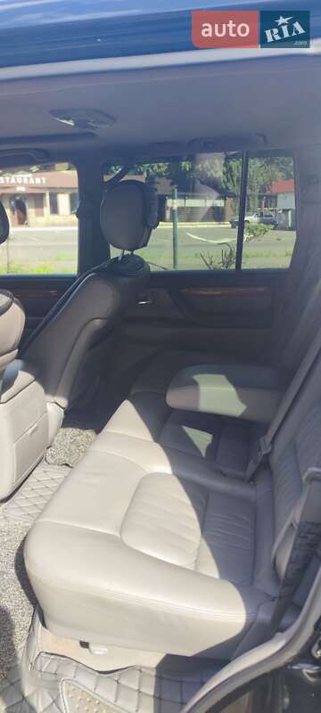 Внедорожник / Кроссовер Lexus LX 2007 в Киеве